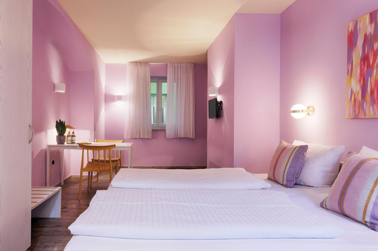 Poppular Hotel